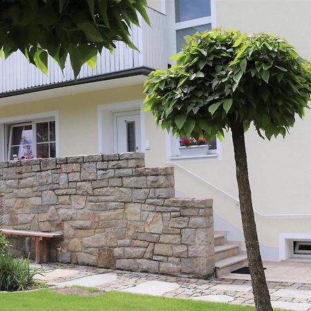 Schoene Ferienwohnung Vor Den Toren Pullman Citys Aicha vorm Wald Bagian luar foto